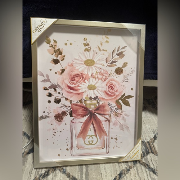 Framed art - Picture 1 of 1